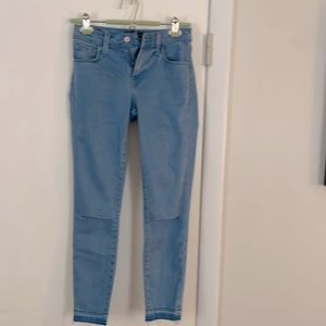 J BRAND | light wash stretch crop skinny jeans size 25